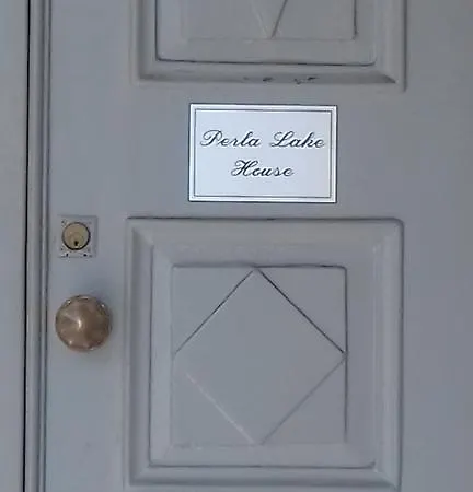 Apartment Perla Lake House *