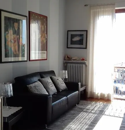 Perla Lake House Apartment *